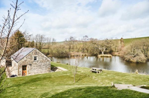 Penuwch Boathouse